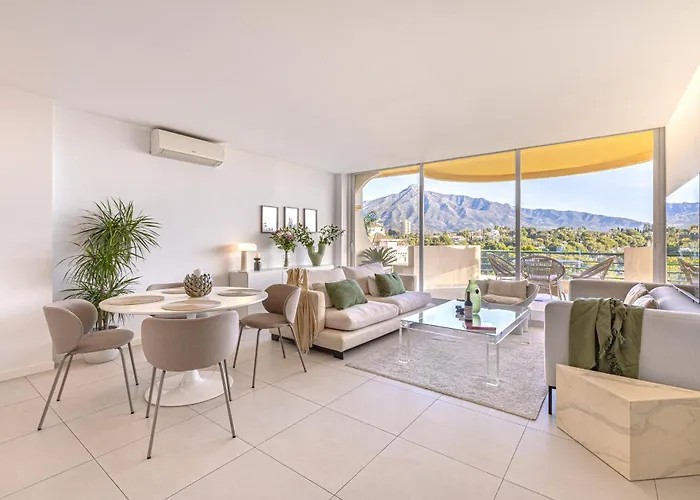 Panoramic La Concha Views, Stylish 3br, 5min To Banus *