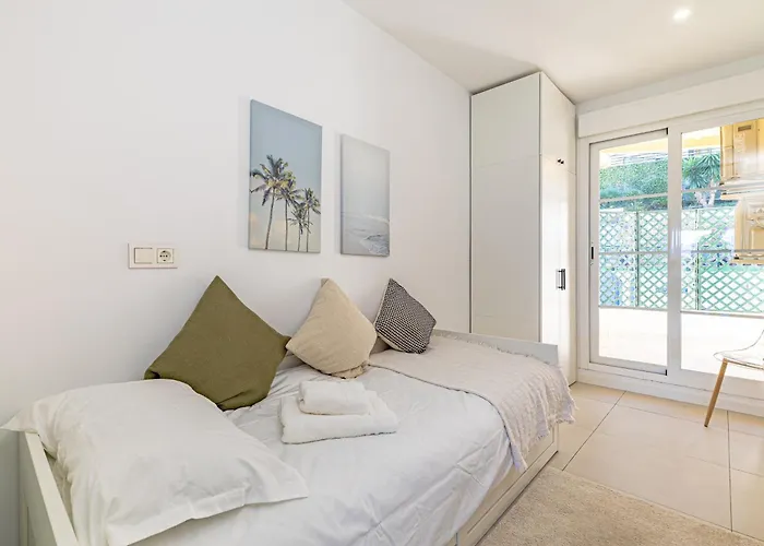Panoramic La Concha Views, Stylish 3br, 5min To Banus * 马尔韦利亚