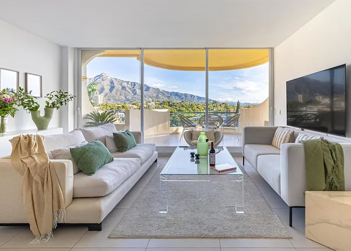 Panoramic La Concha Views, Stylish 3br, 5min To Banus Apartment