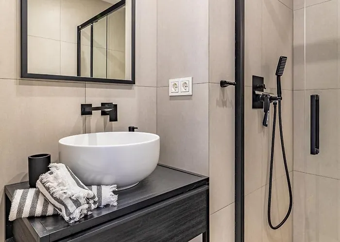 דירה Panoramic La Concha Views, Stylish 3br, 5min To Banus מארבלה